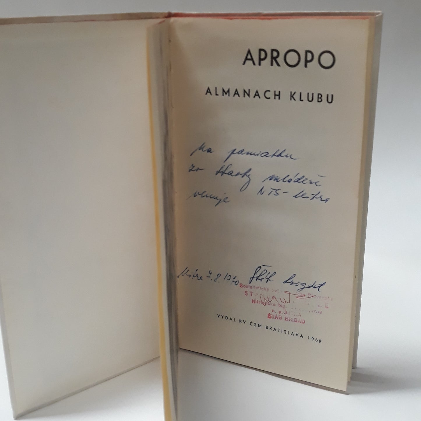 Apropo  almanach klubu