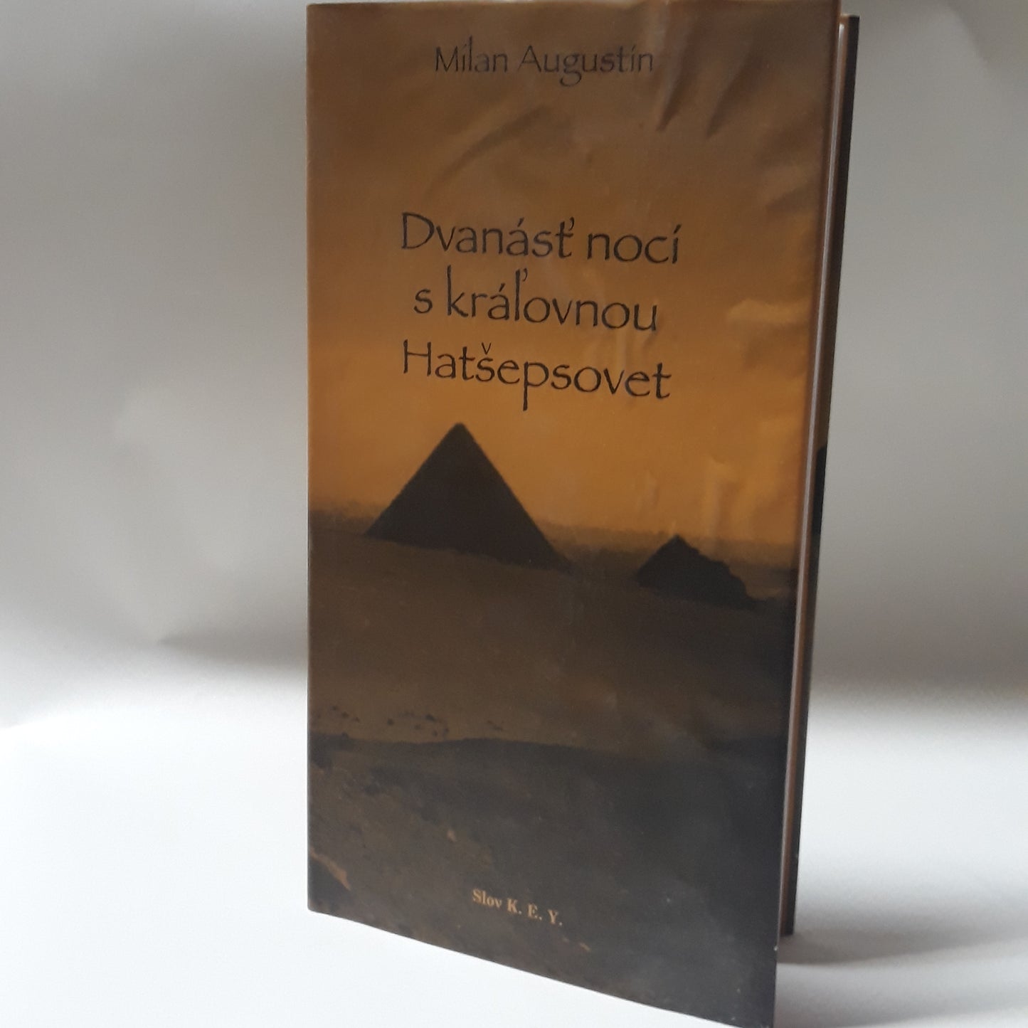 Dvanásť nocí s kráľovnou Hatšepsovet