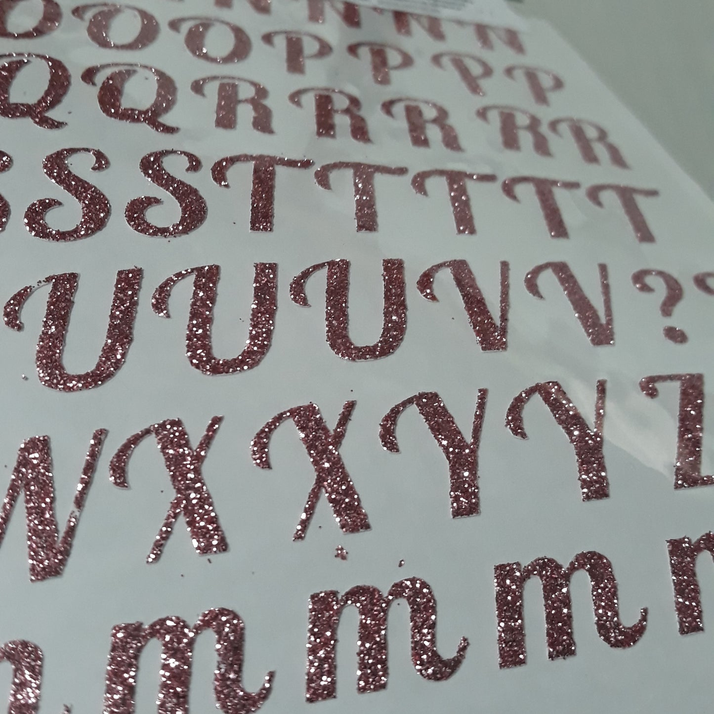 Nálepky v ružovej farbe