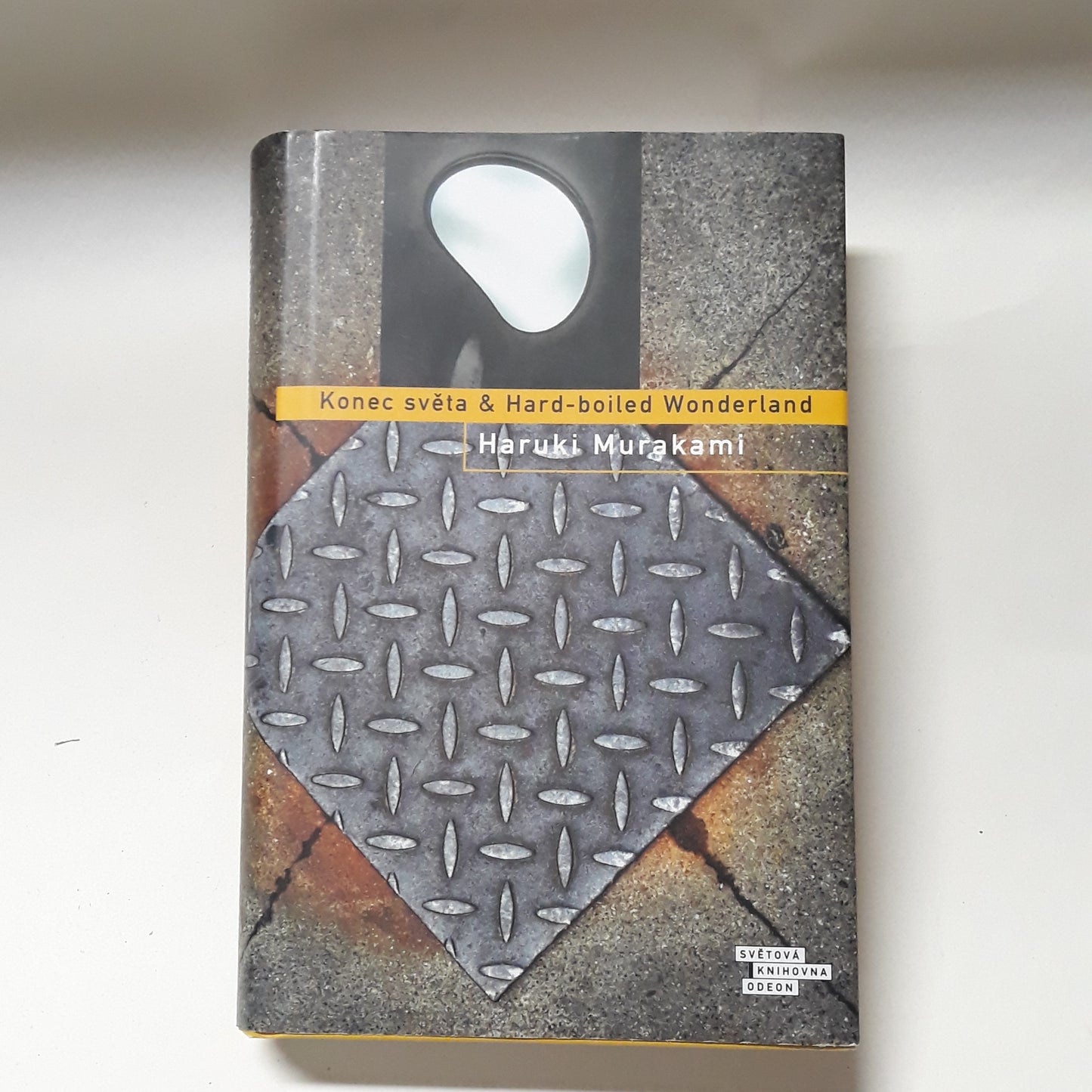 Konec světa & Hard-boiled Wonderland