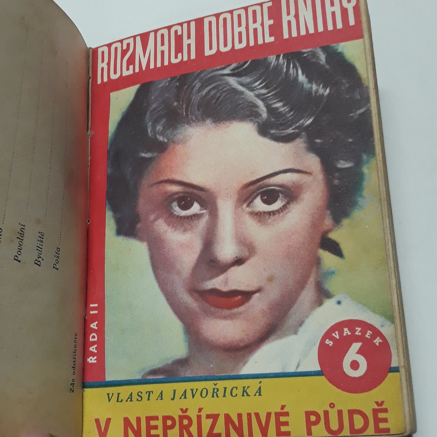 Lurdští poutníci, Patnáct věží, V nepříznivé půdě