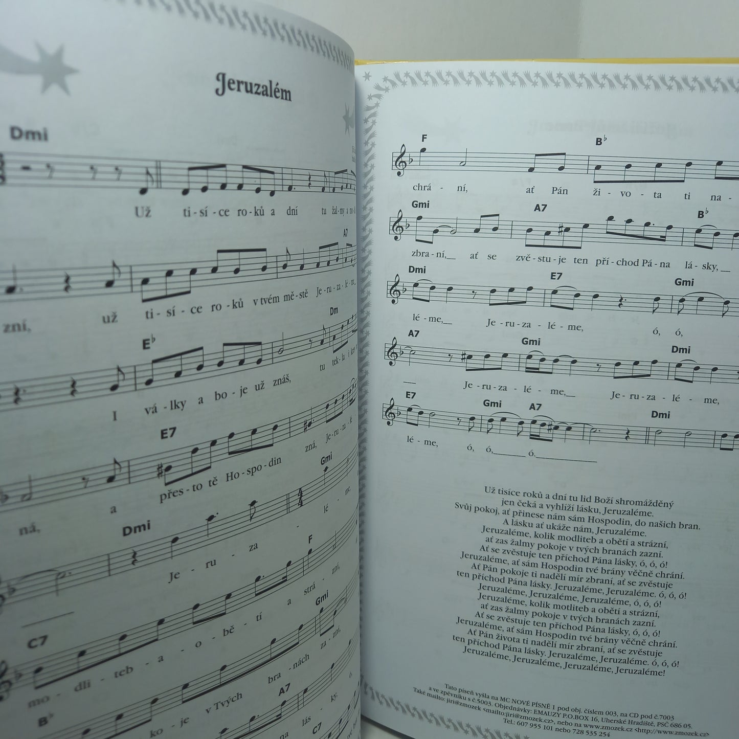 60 vánočních písní a koled