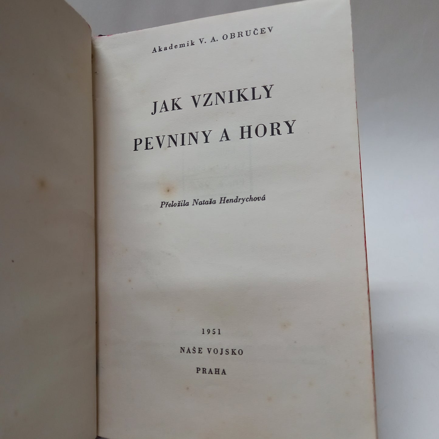 Jak vznikly pevniny a hory