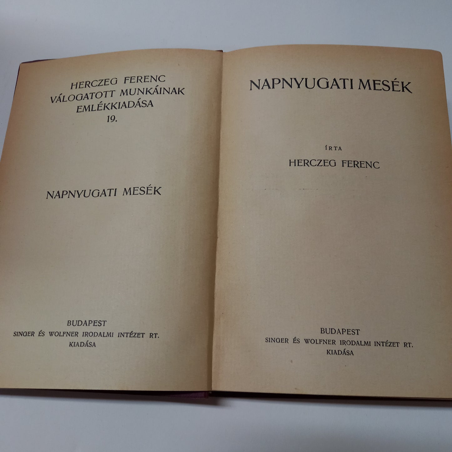 Válogatott munkáinak emlékkiadása