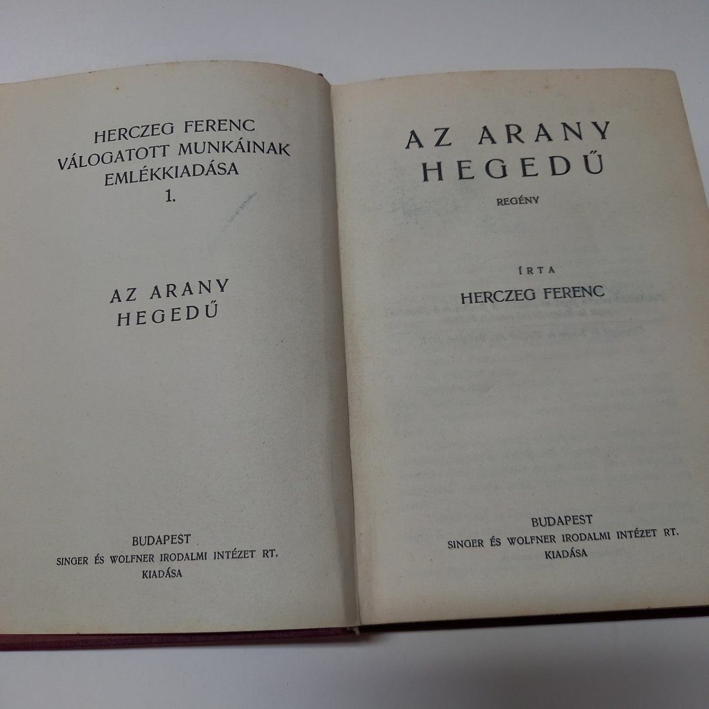 Válogatott munkáinak emlékkiadása