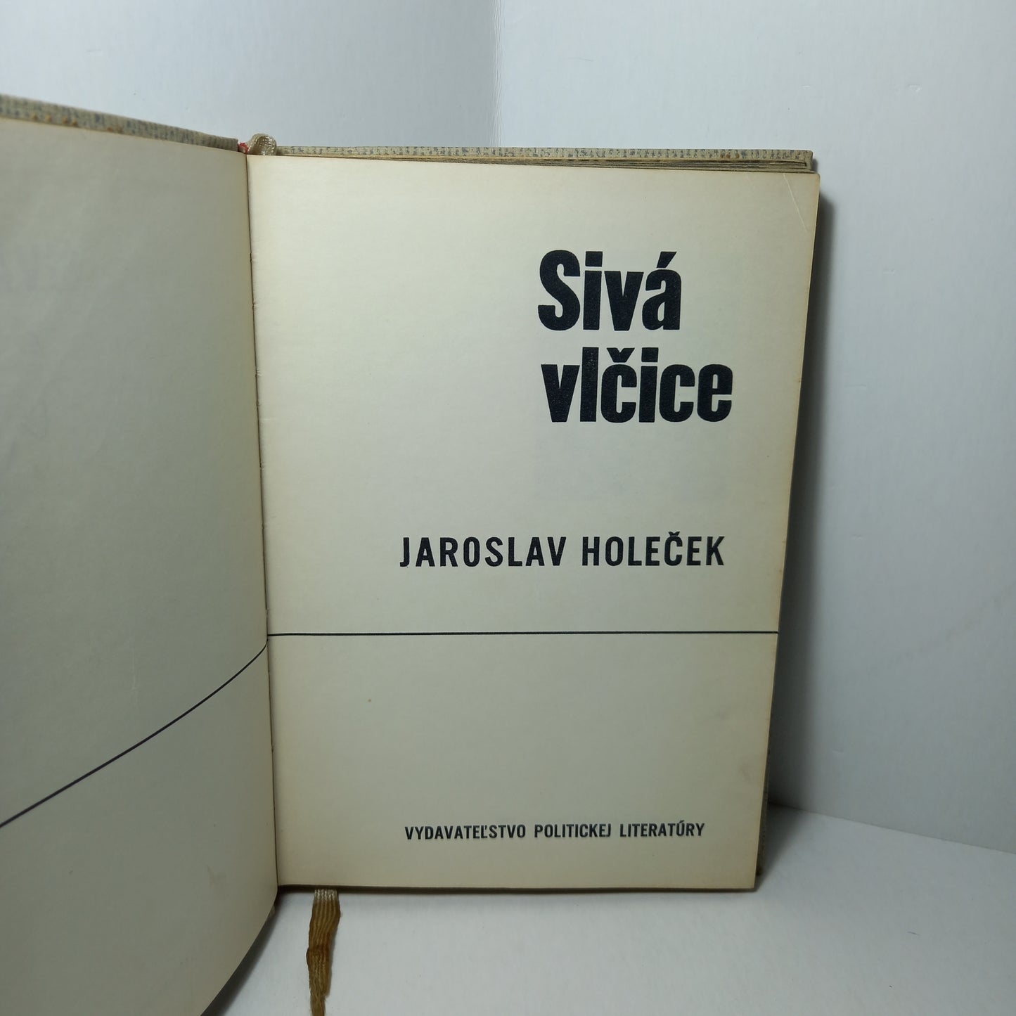 Sivá vlčice