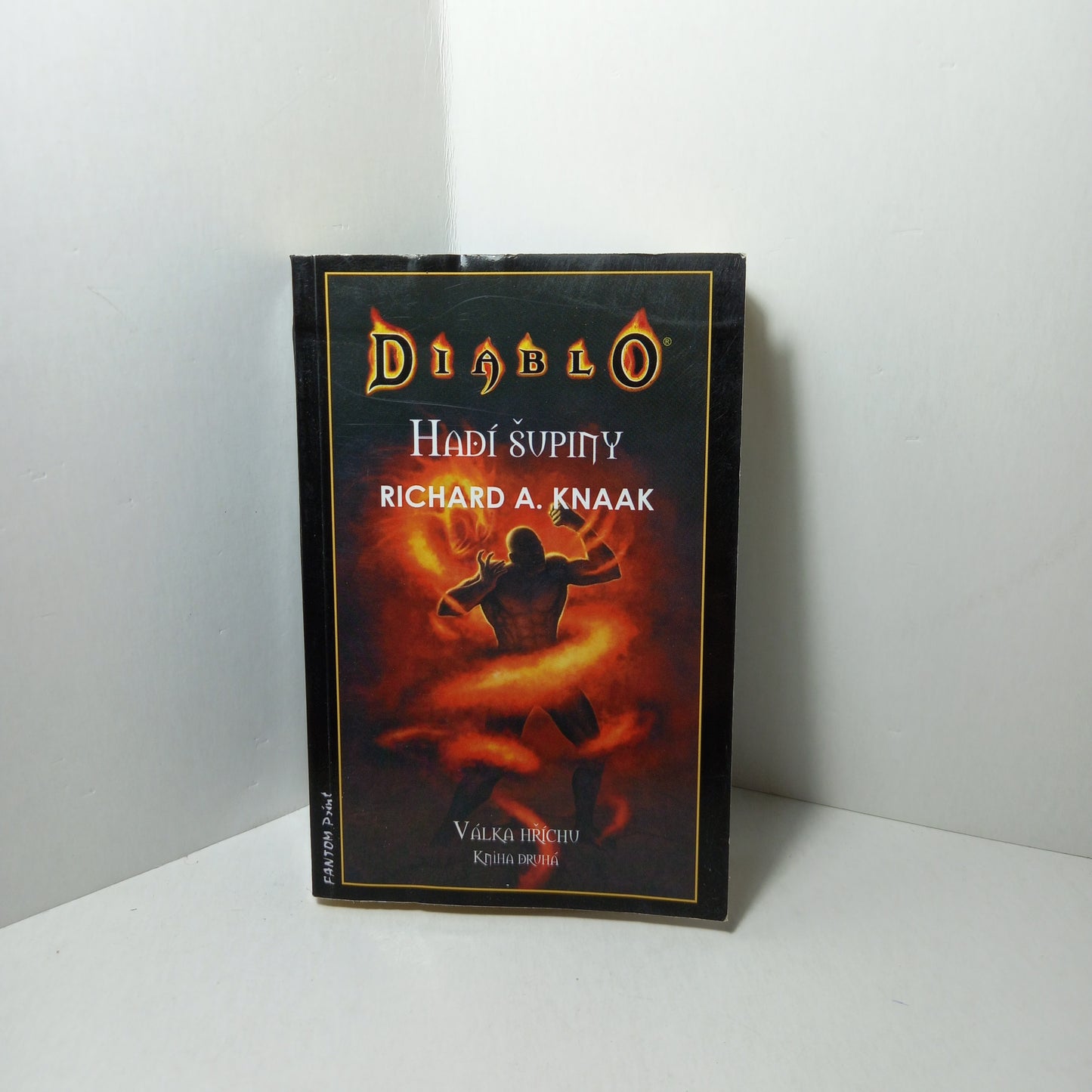 Hadí šupiny - Válka hříchu - kniha druhá