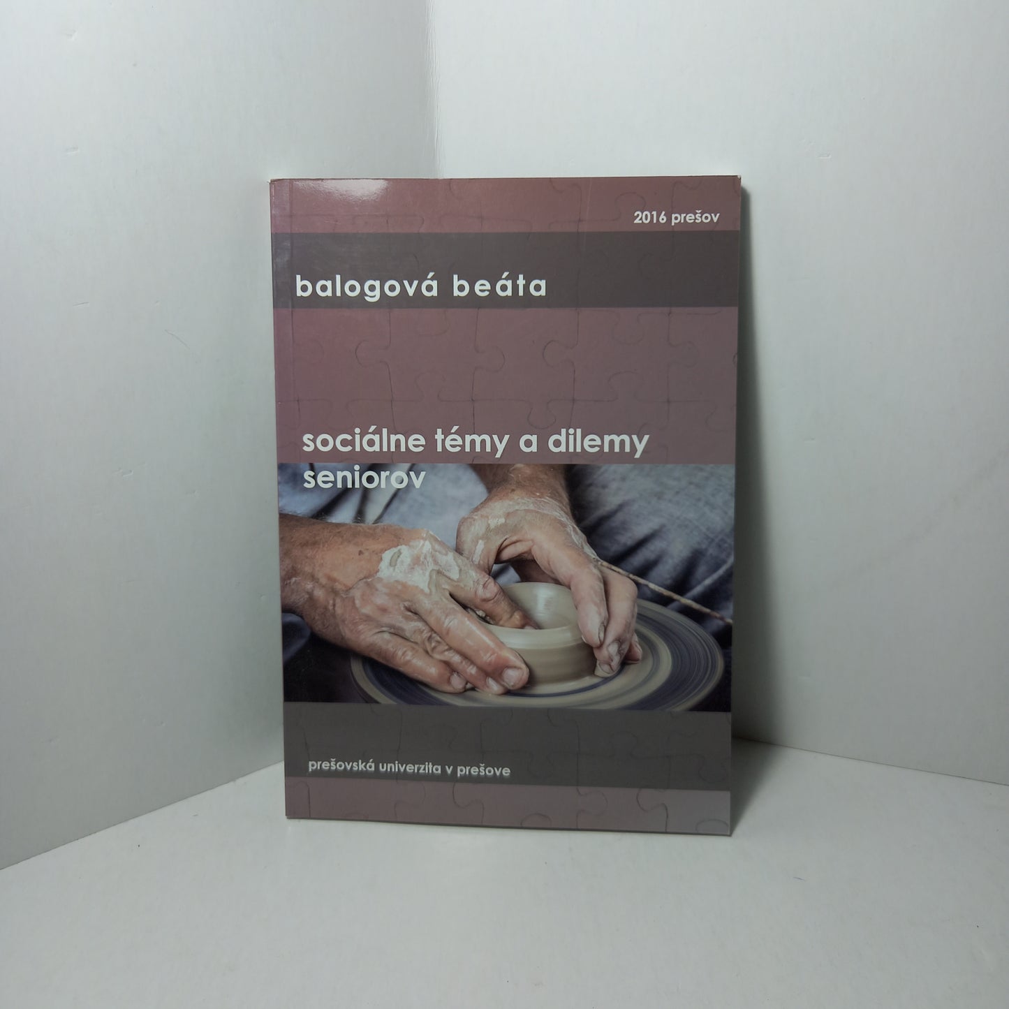 Sociálne témy a dilemy seniorov