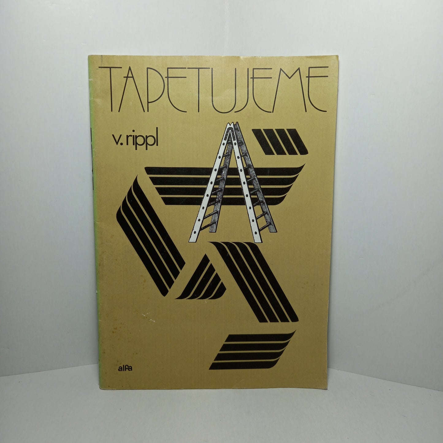 Tapetujeme