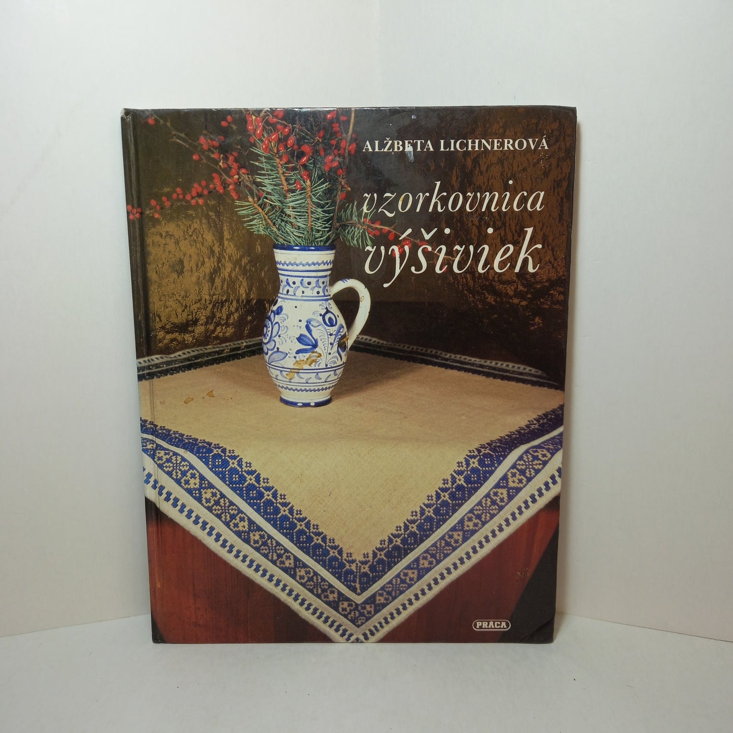 Vzorkovnica výšiviek