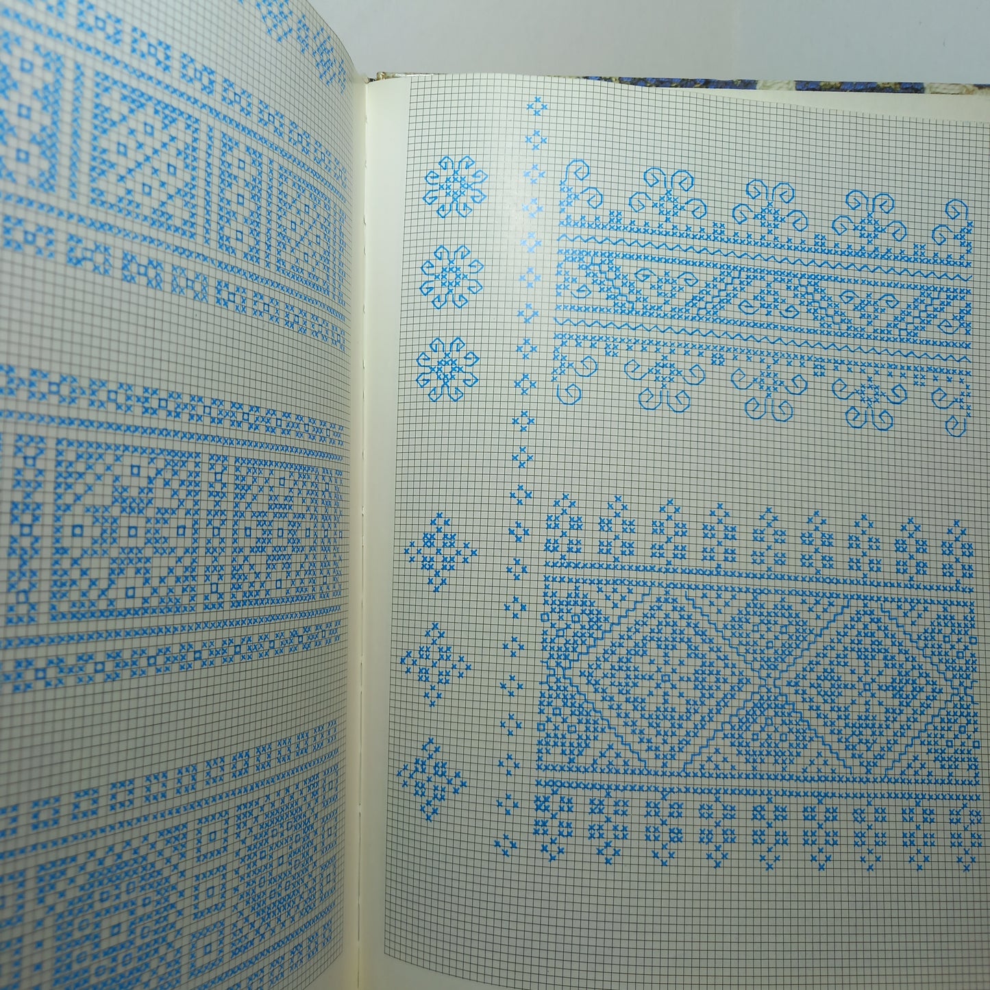 Vzorkovnica výšiviek