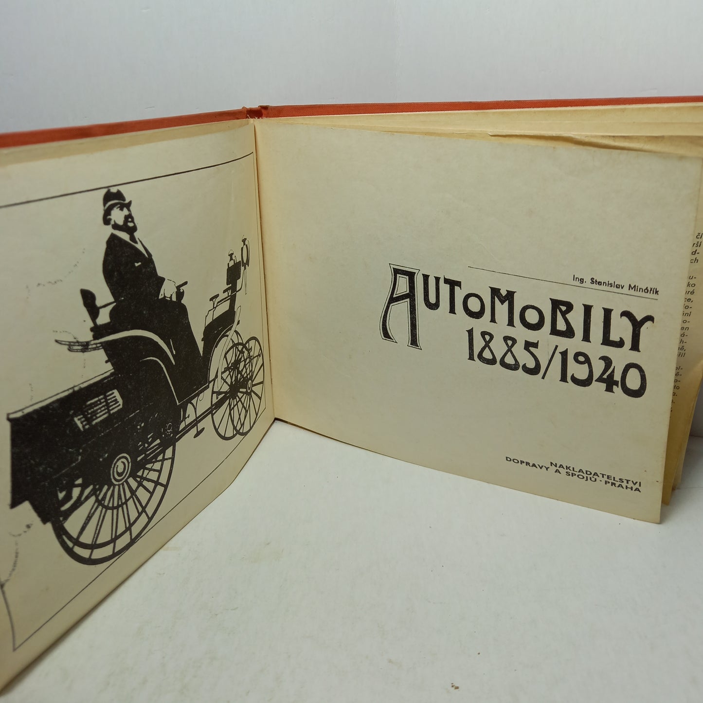Automobily 1885/1940