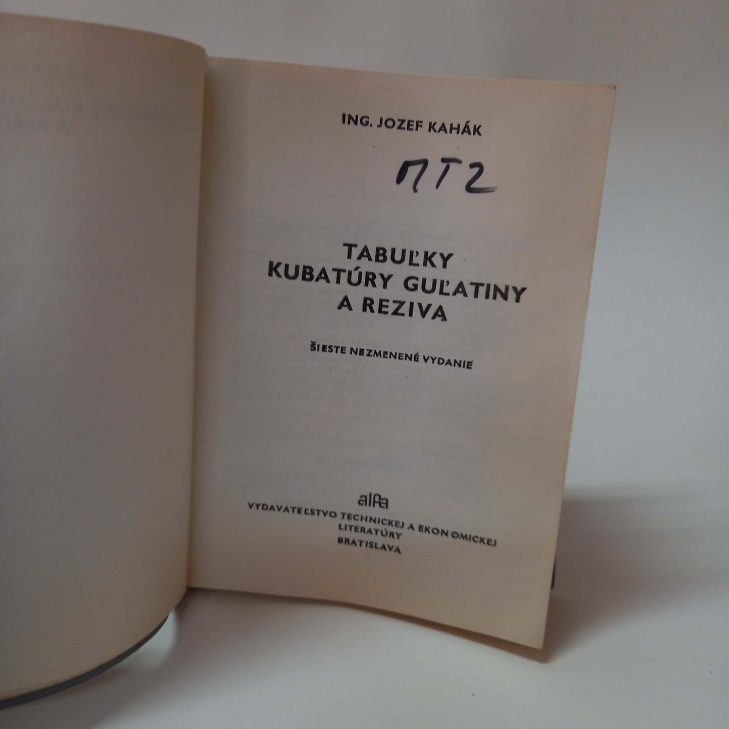 Tabuľky kubatúry guľatiny a reziva