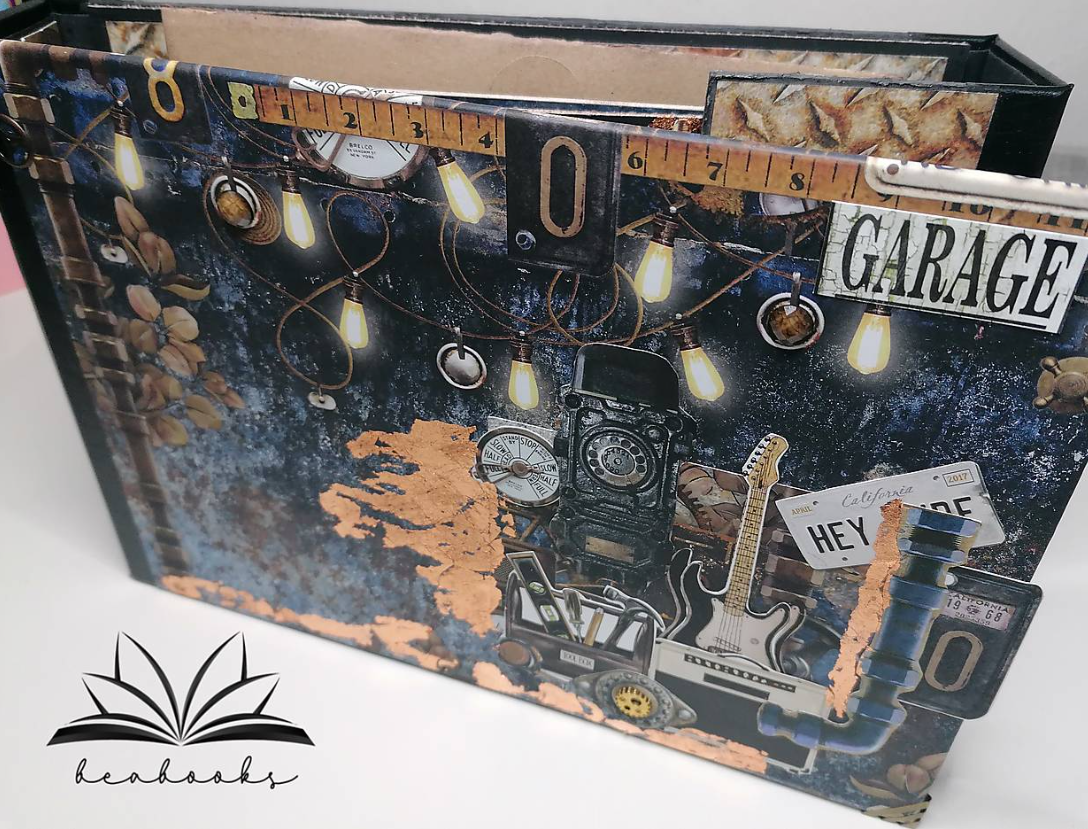 Scrapbook - Garáž (Garage)