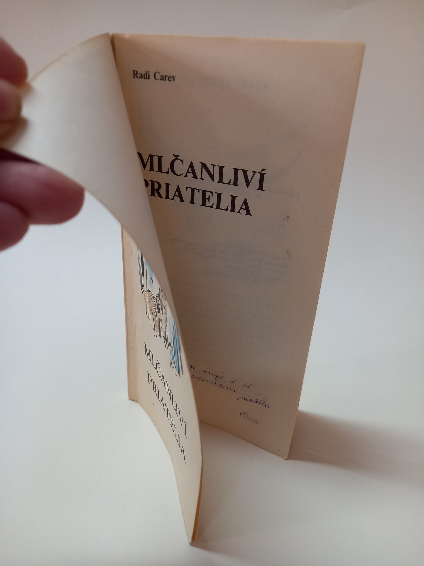 Mlčanliví priatelia