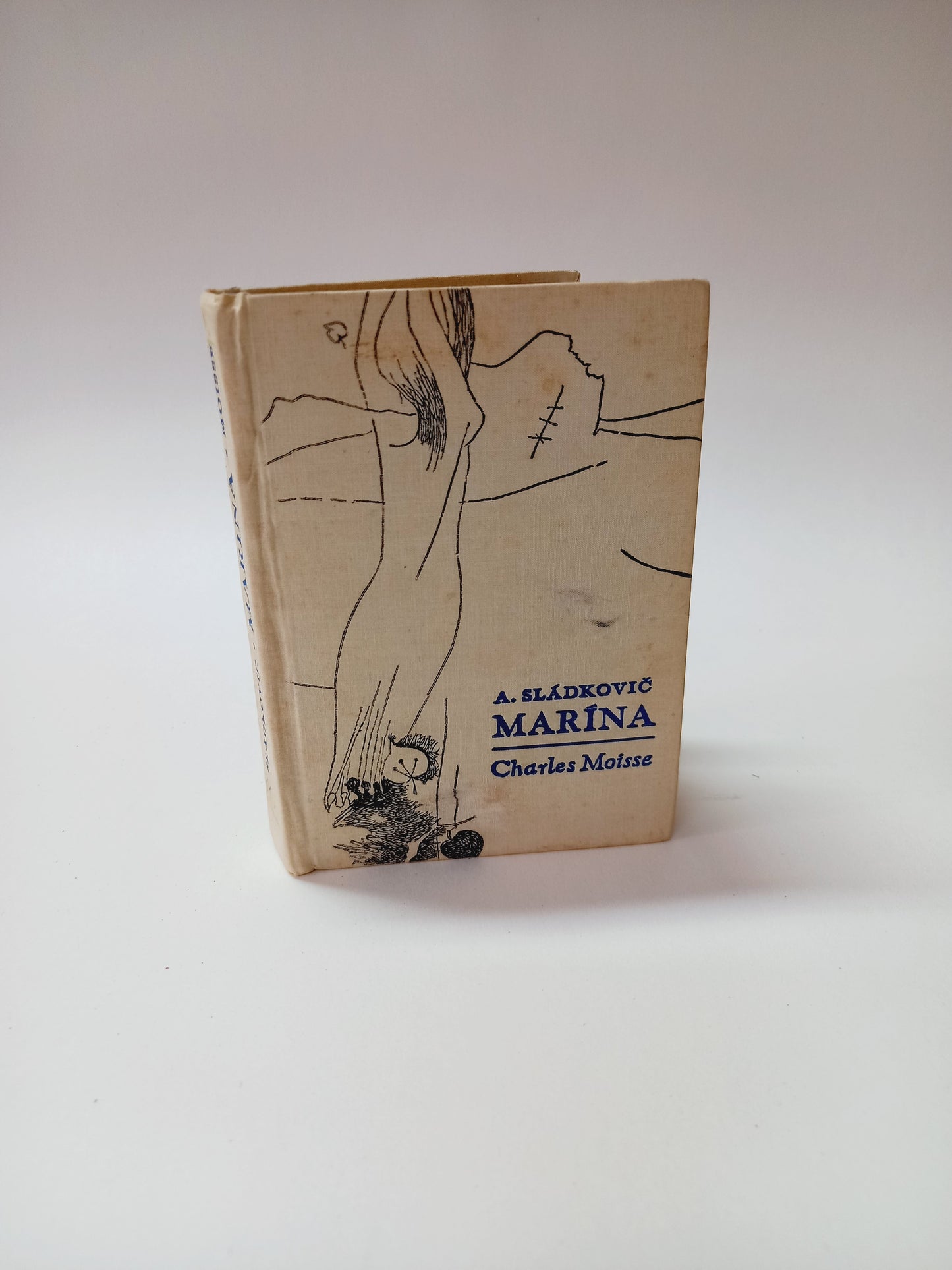 Marína