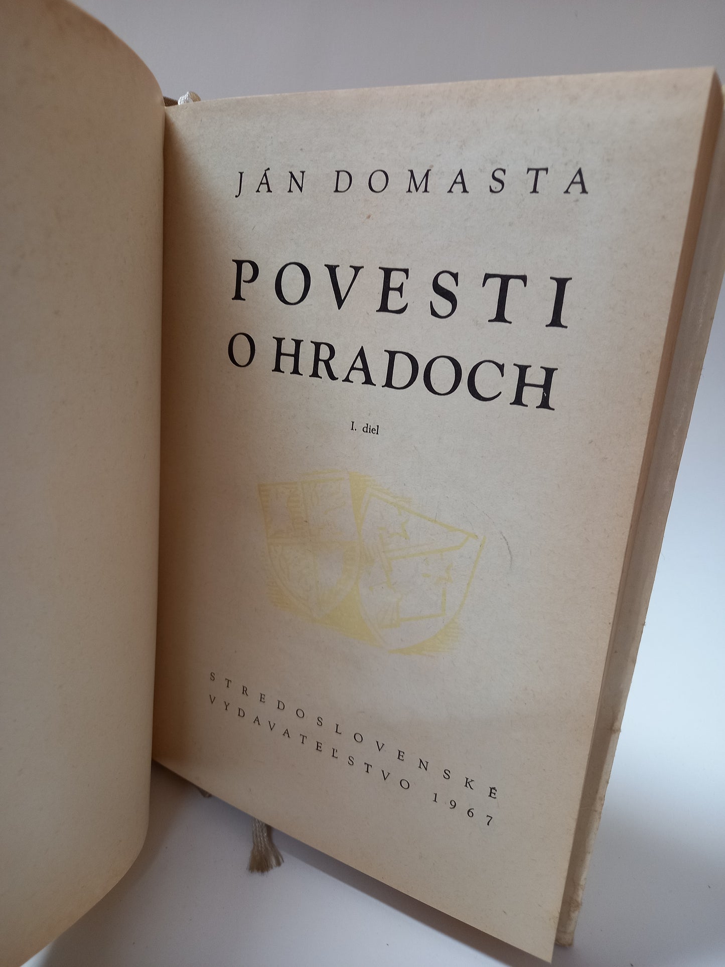 Povesti o hradoch I.