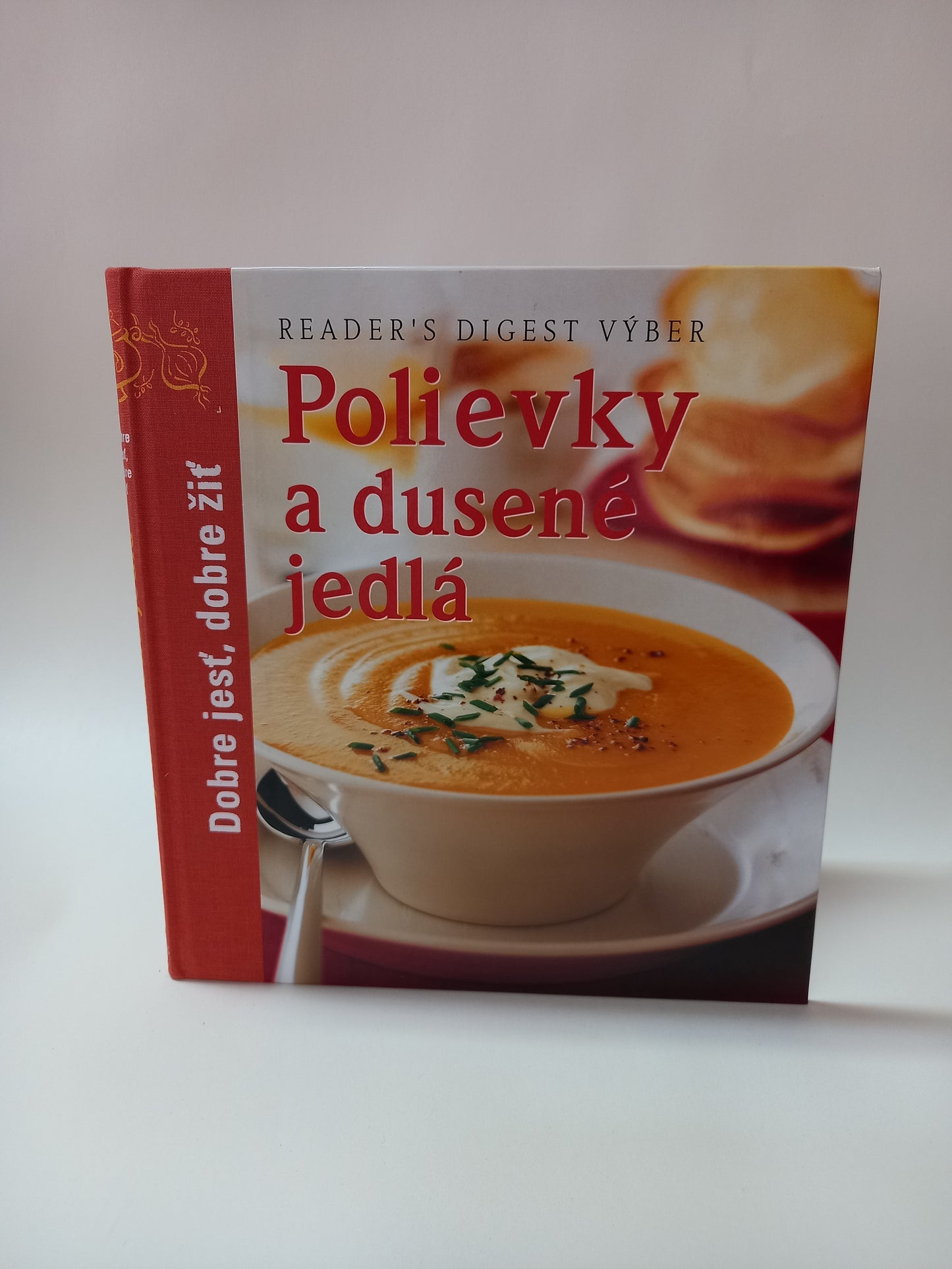 Polievky a dusené jedlá