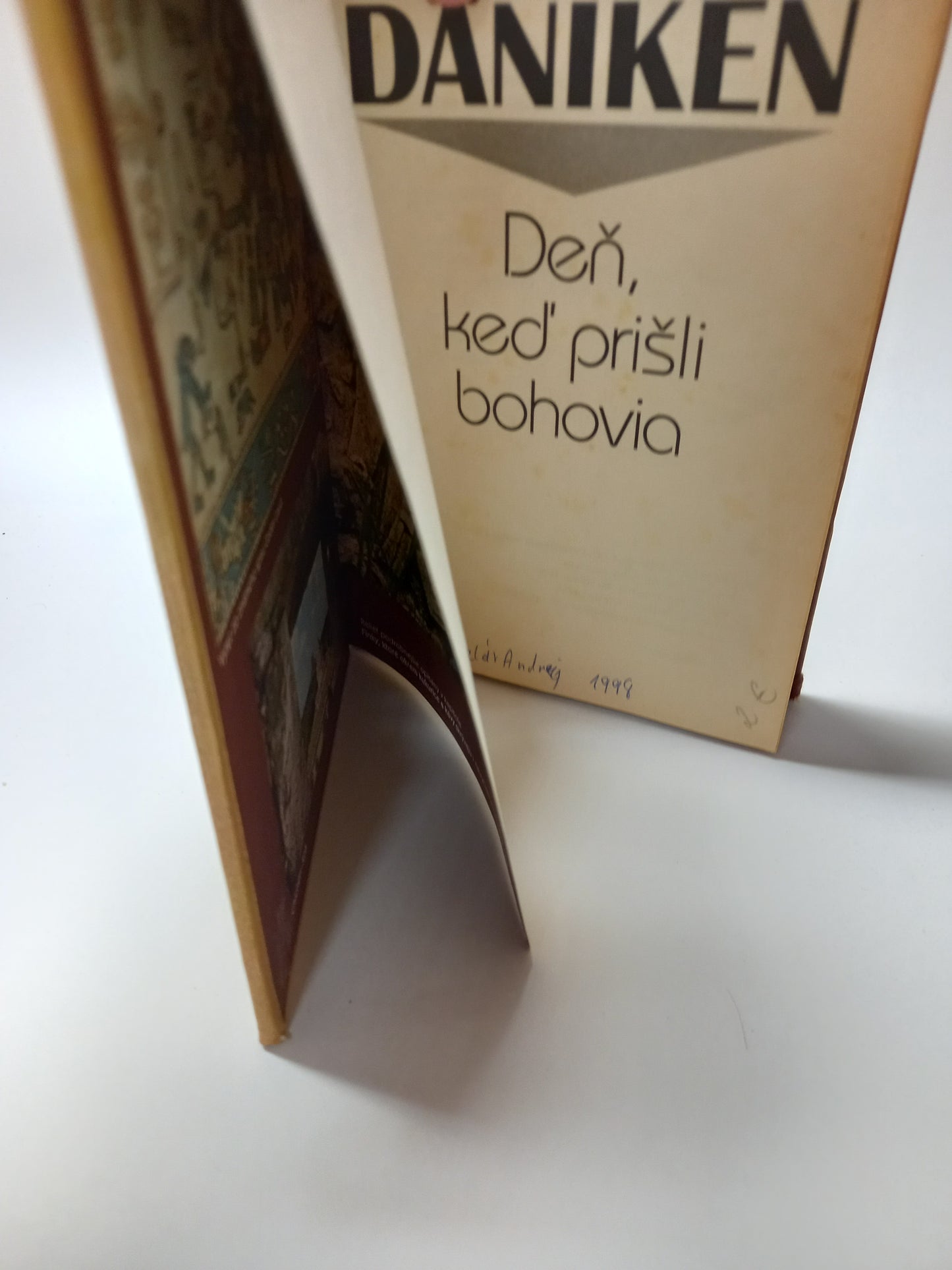 Deň, keď prišli bohovia