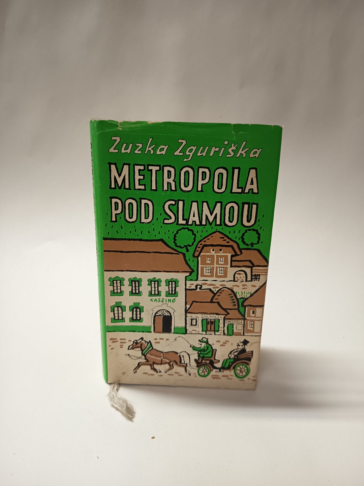 Metropola pod slamou