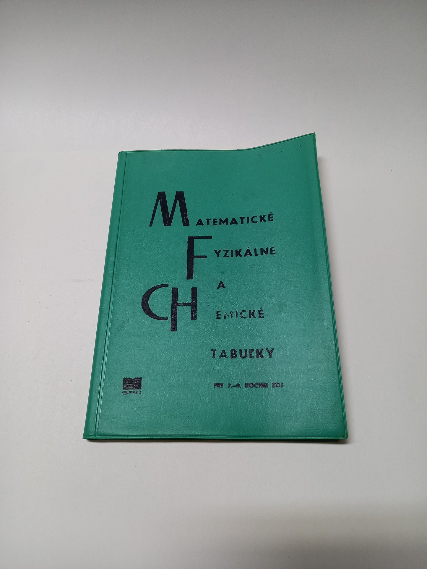 Matematické, fyzikálne a chemické tabuľky pre 7. - 9. ročník ZDŠ