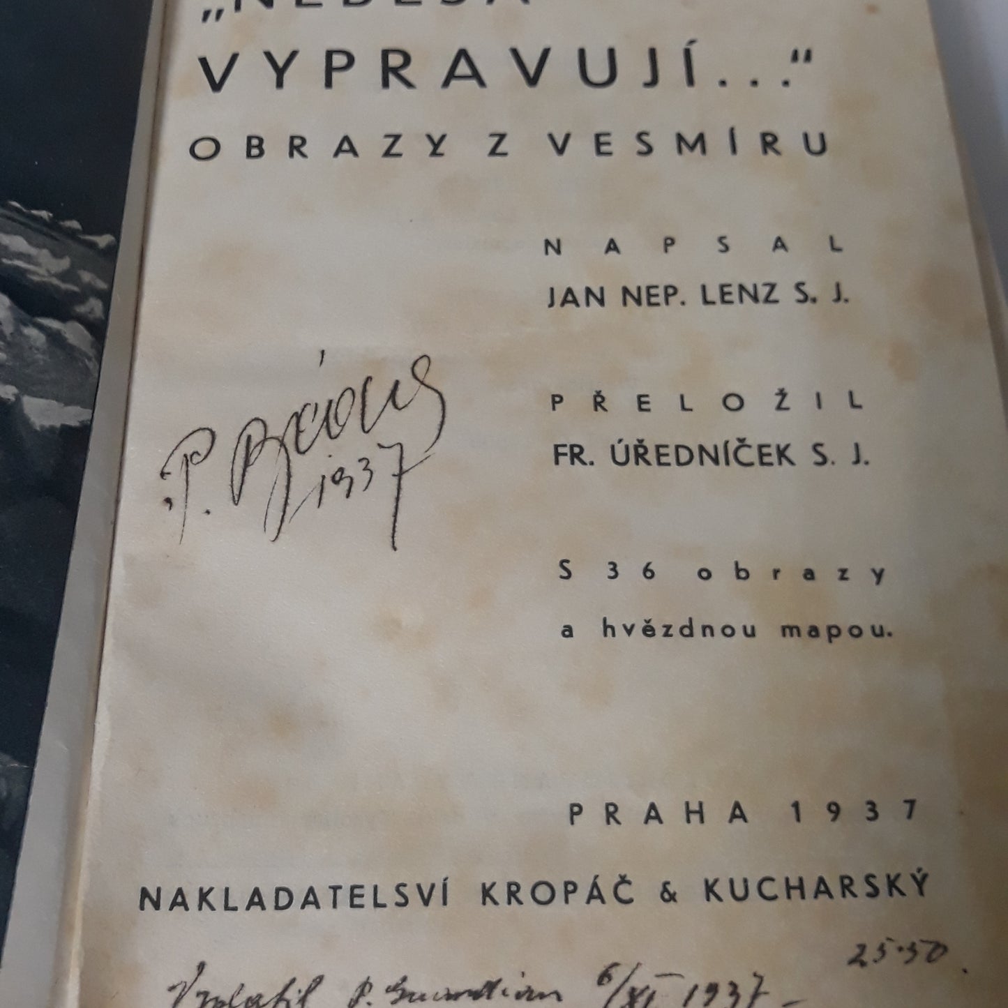 "Nebesa vypravují..."