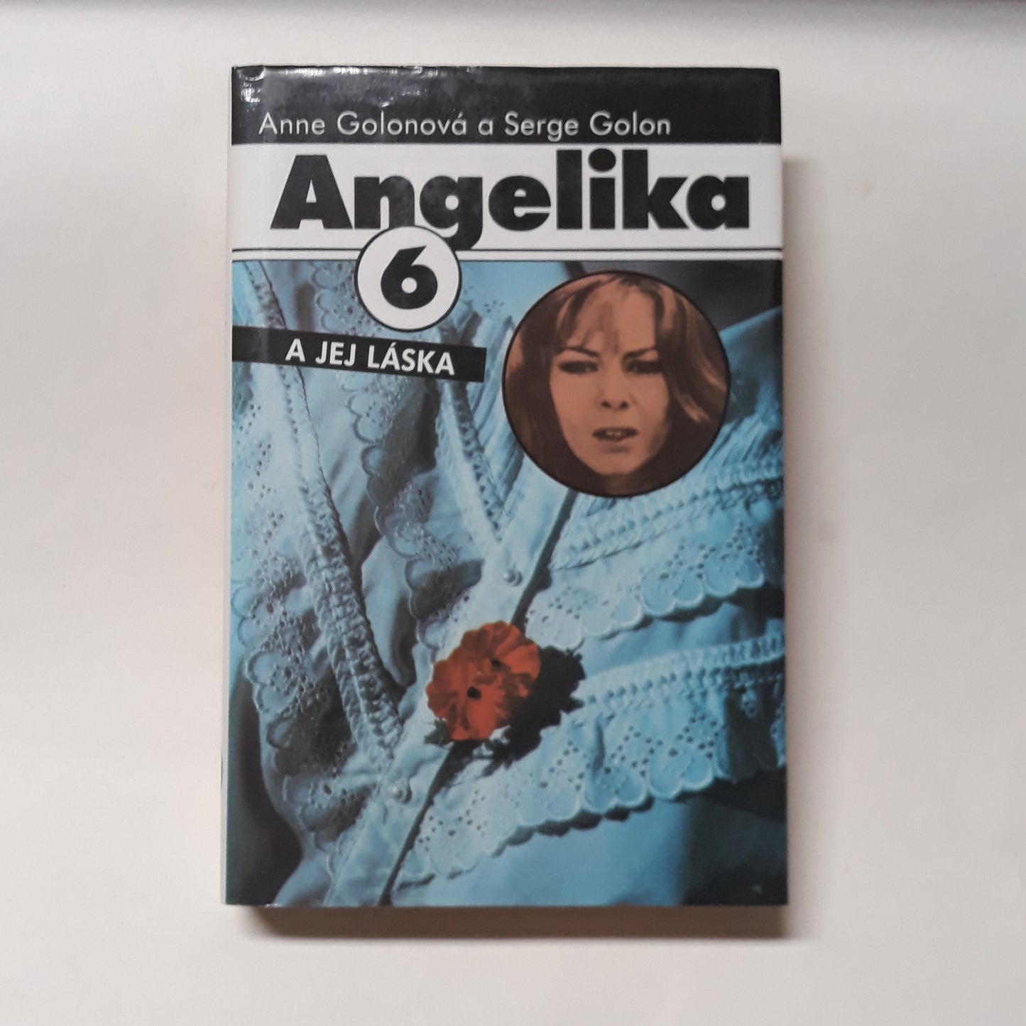 Angelika 6 - a jej láska