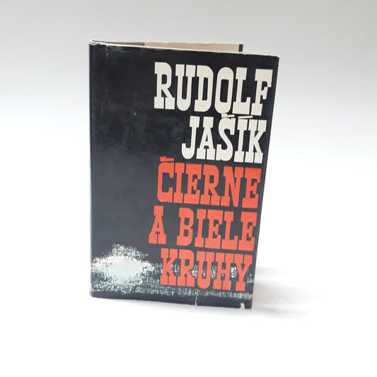 Čierne a biele kruhy