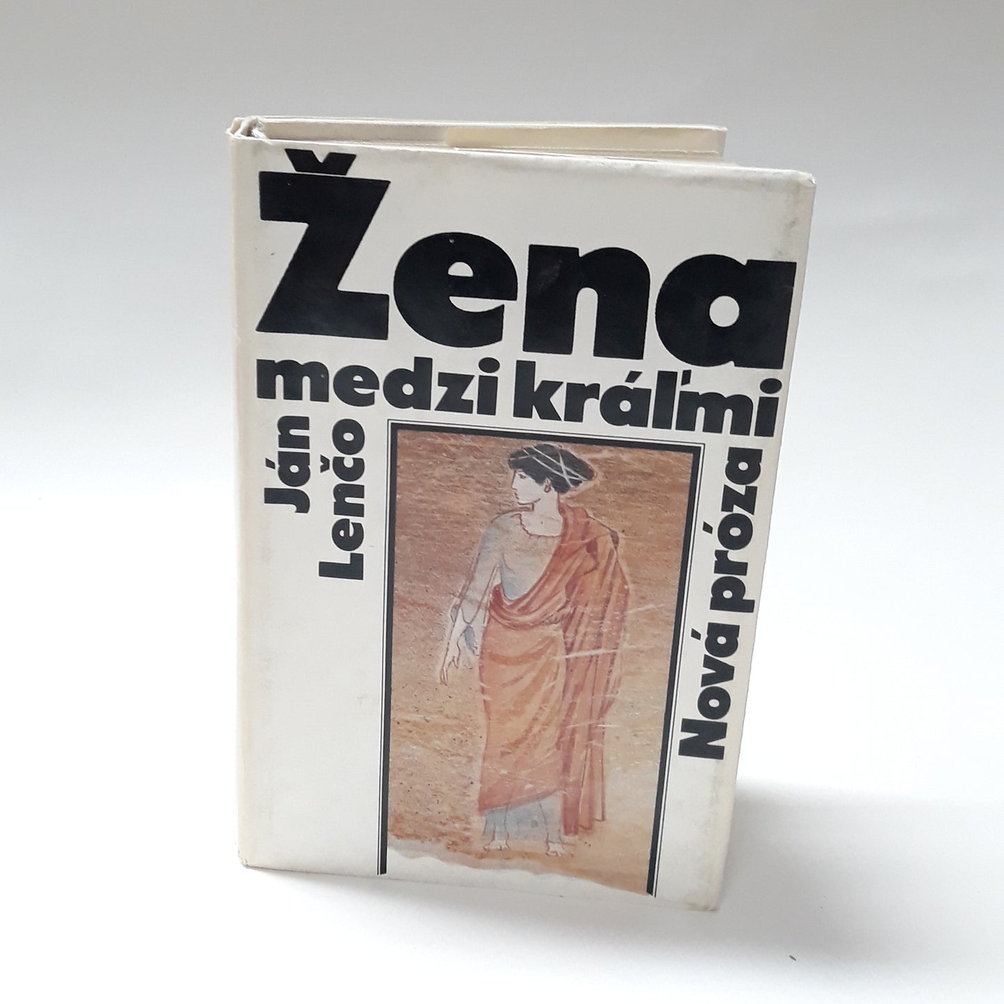 Žena medzi kráľmi
