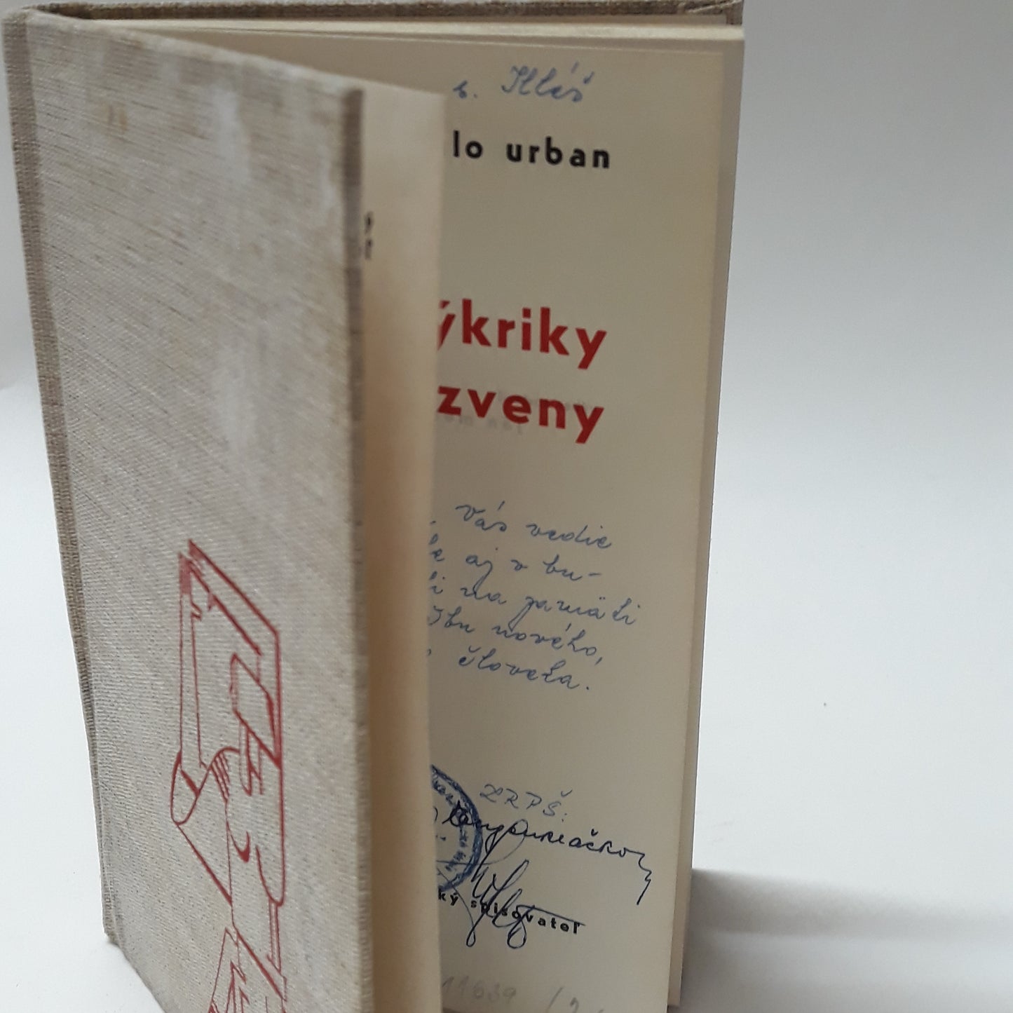 Výkriky bez ozveny
