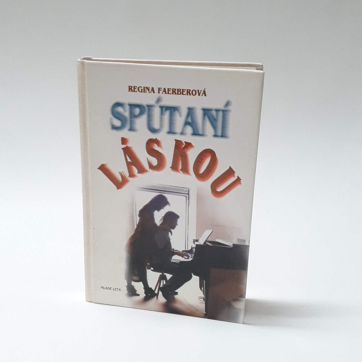 Spútaní láskou