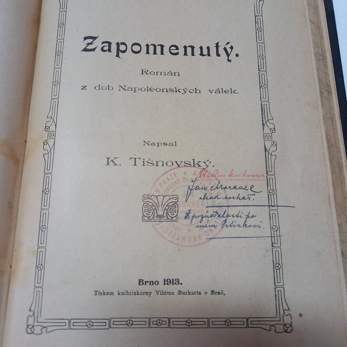 Waldštejnův tábor - Strašlivé tajemství - Vasilij Ivanovič - Vznešený vrátný - Zapomenutý