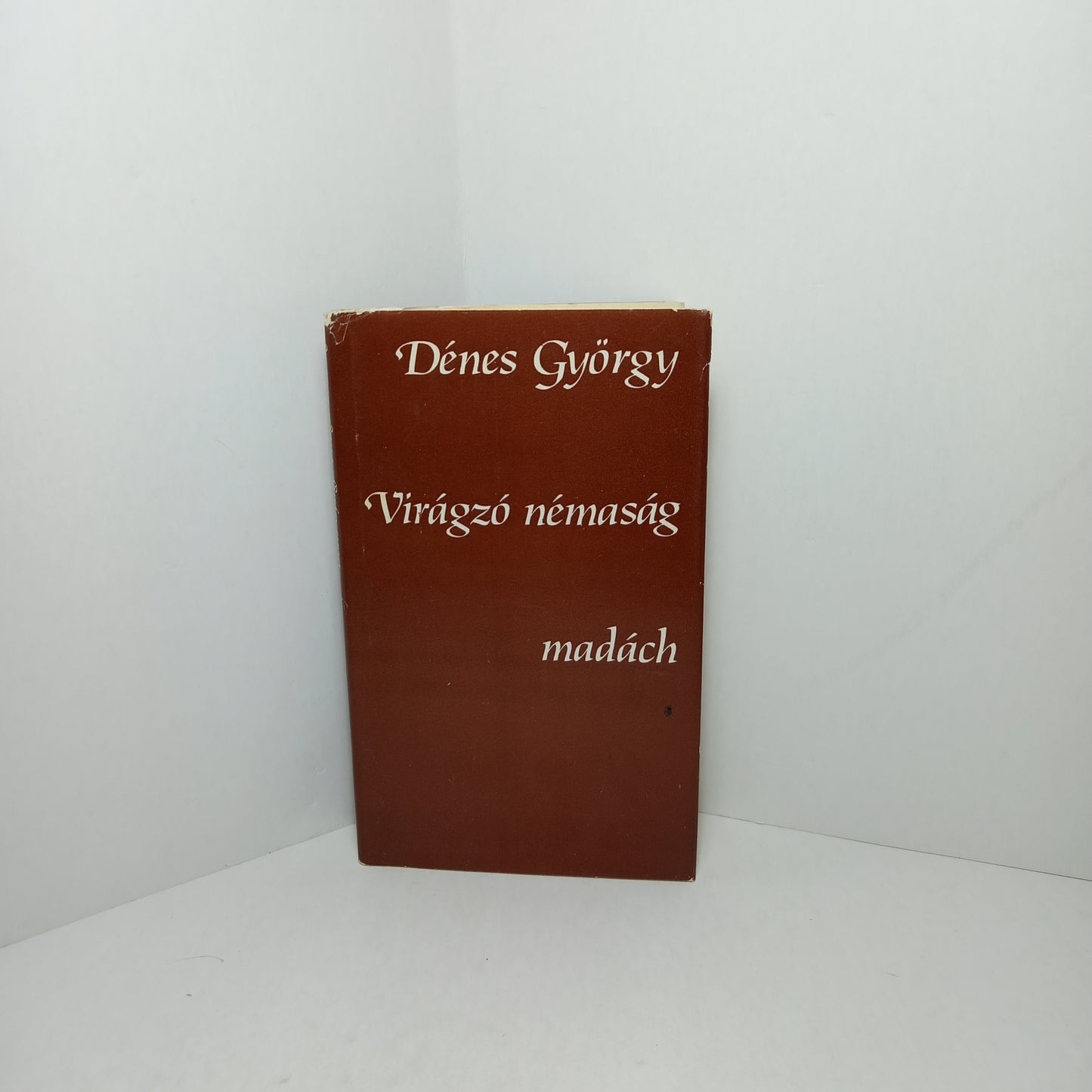 Virágzó némaság