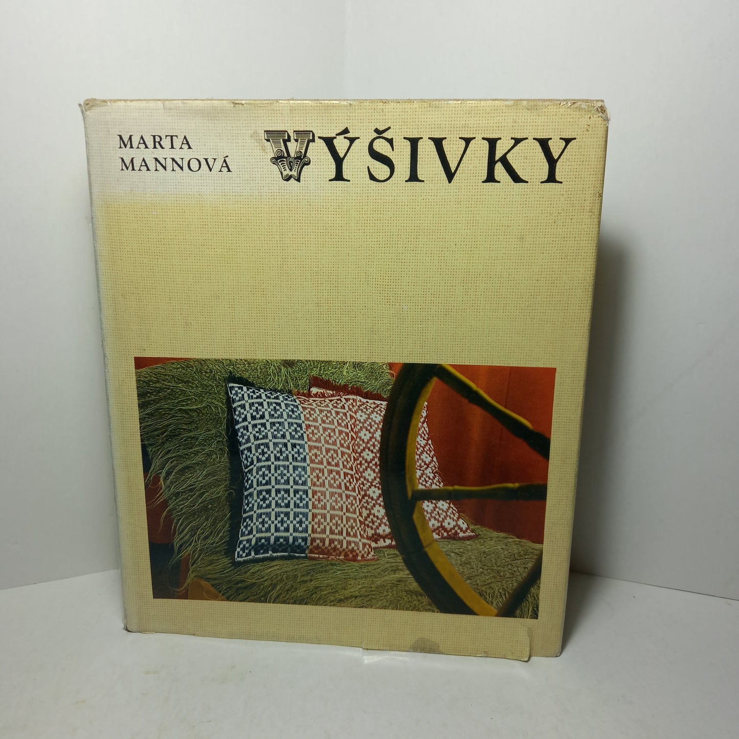 Výšivky