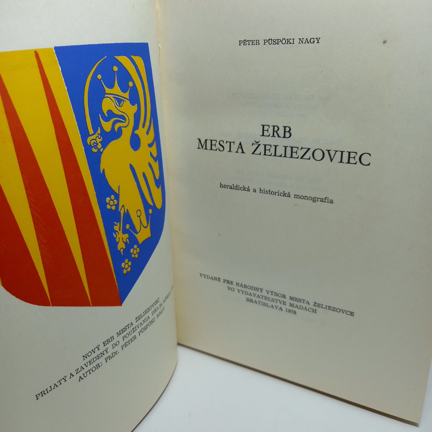 Erb mesta Želiezoviec