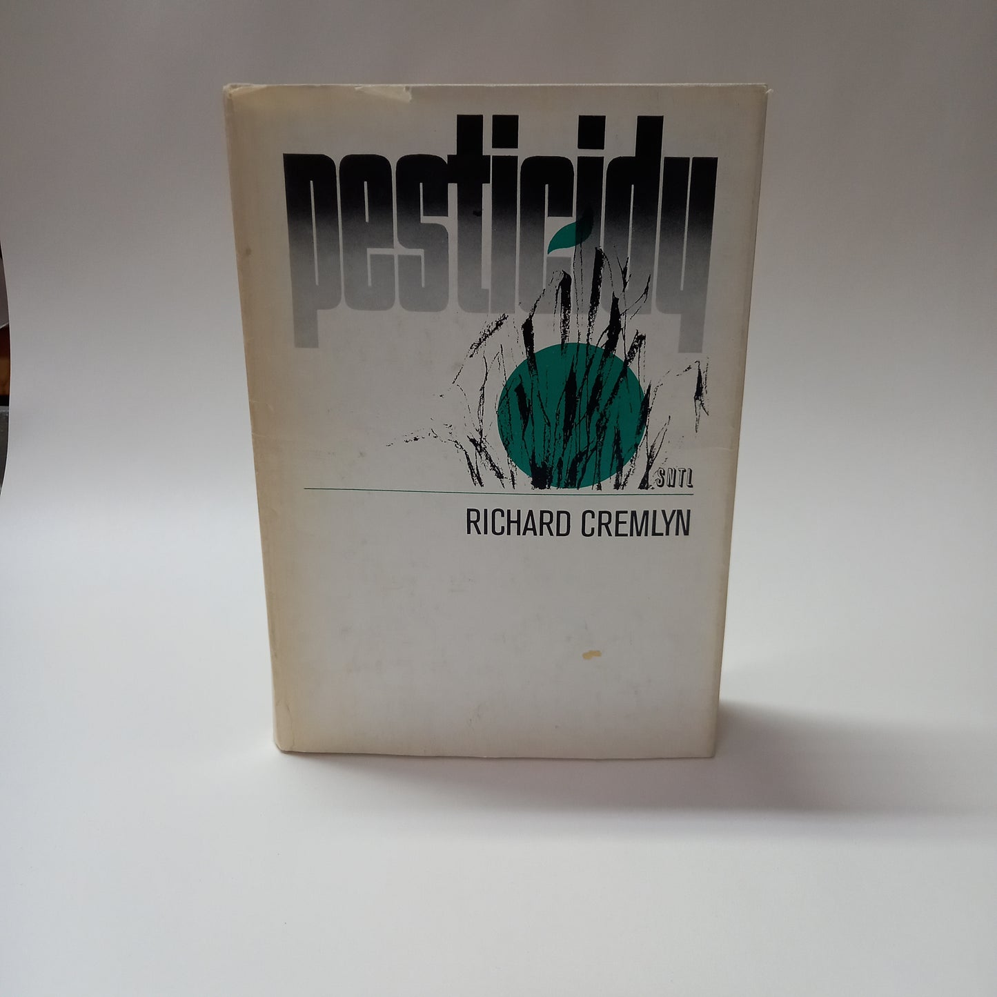 Pesticidy
