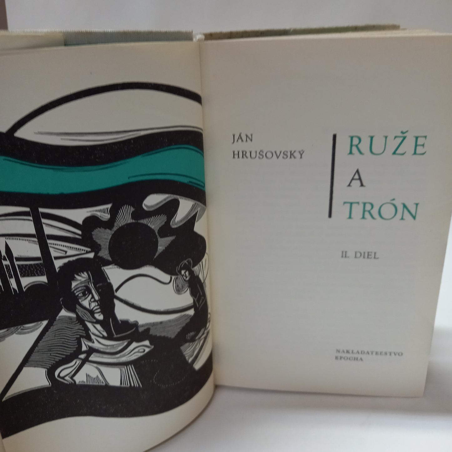 Ruže a trón II.