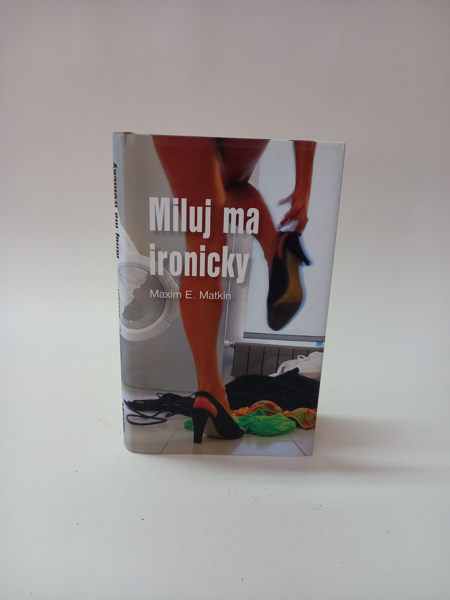 Miluj ma ironicky