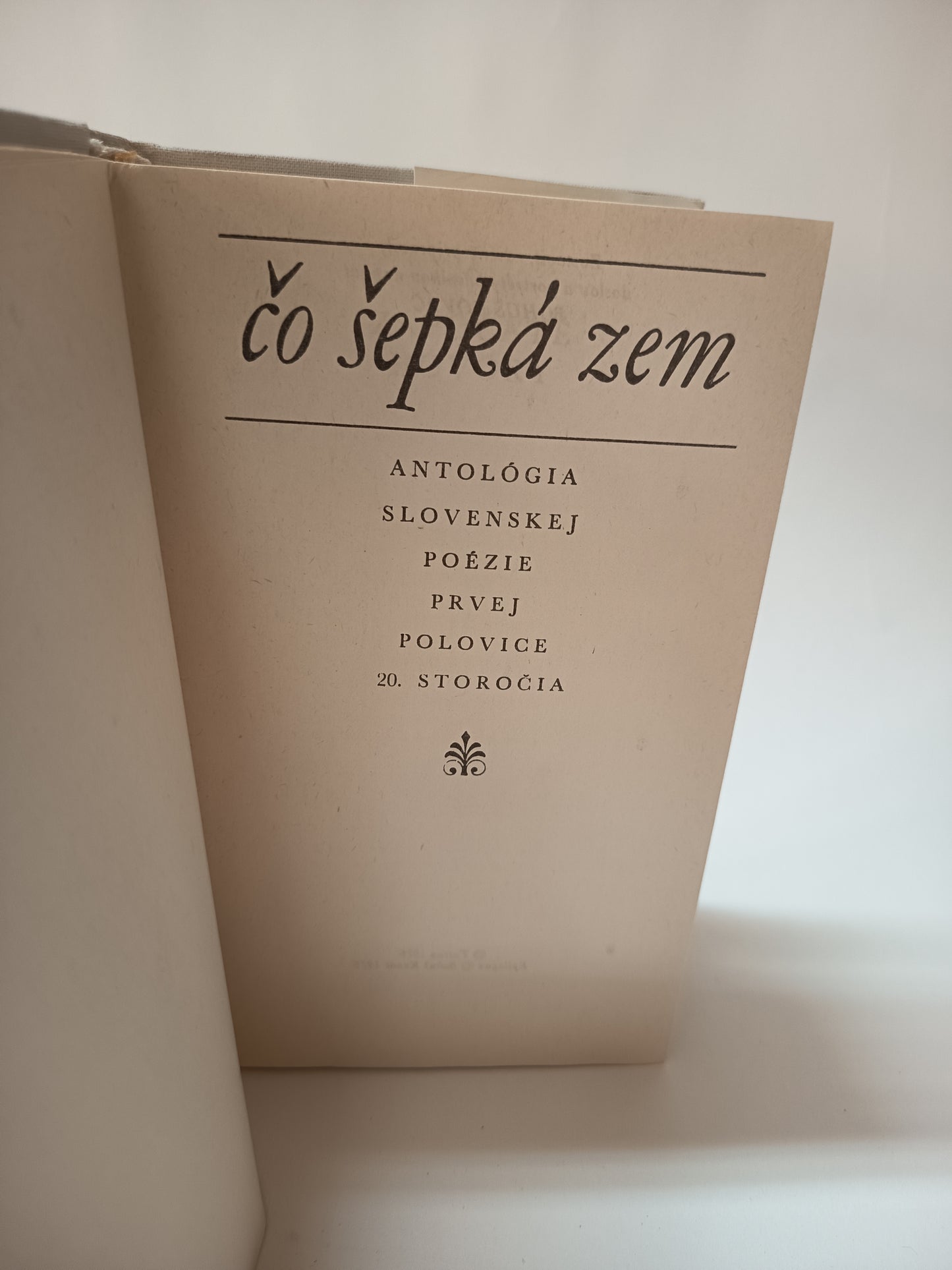 Čo šepká zem