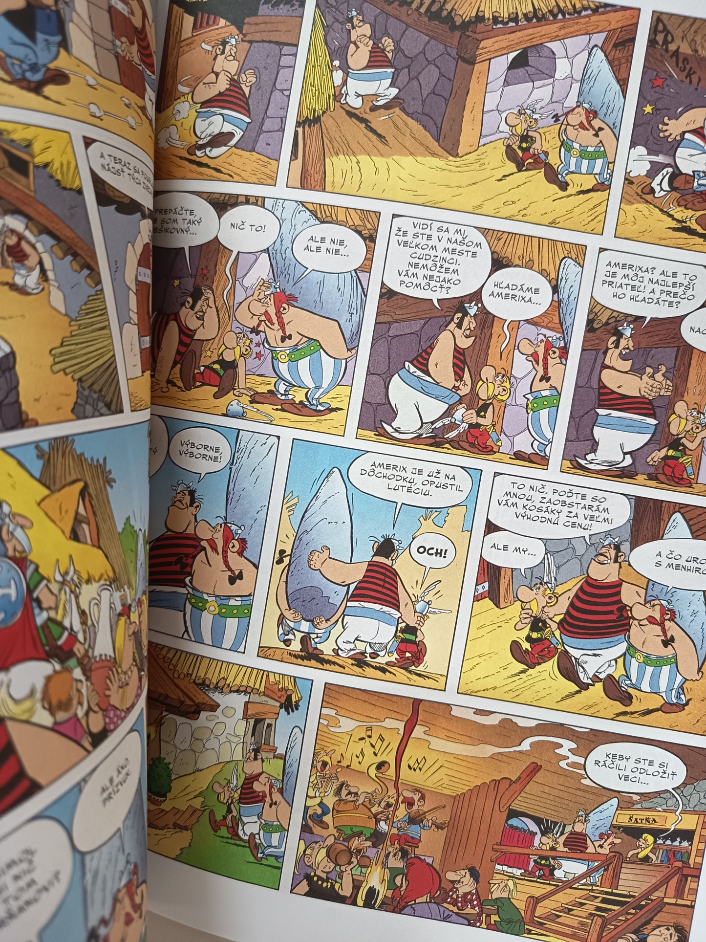 Asterix - Zlatý kosák