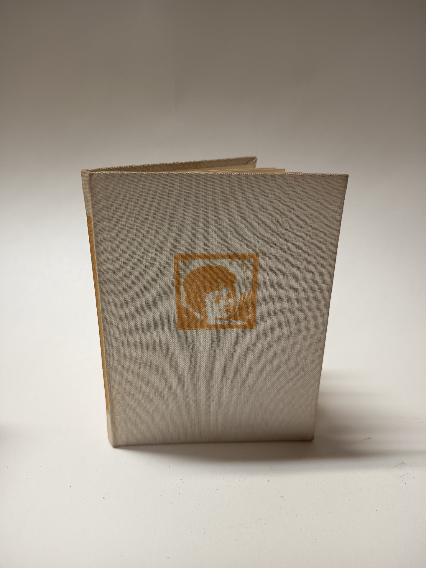 Amor a Psycha, Hudobné novely, O láske, Víno milencov