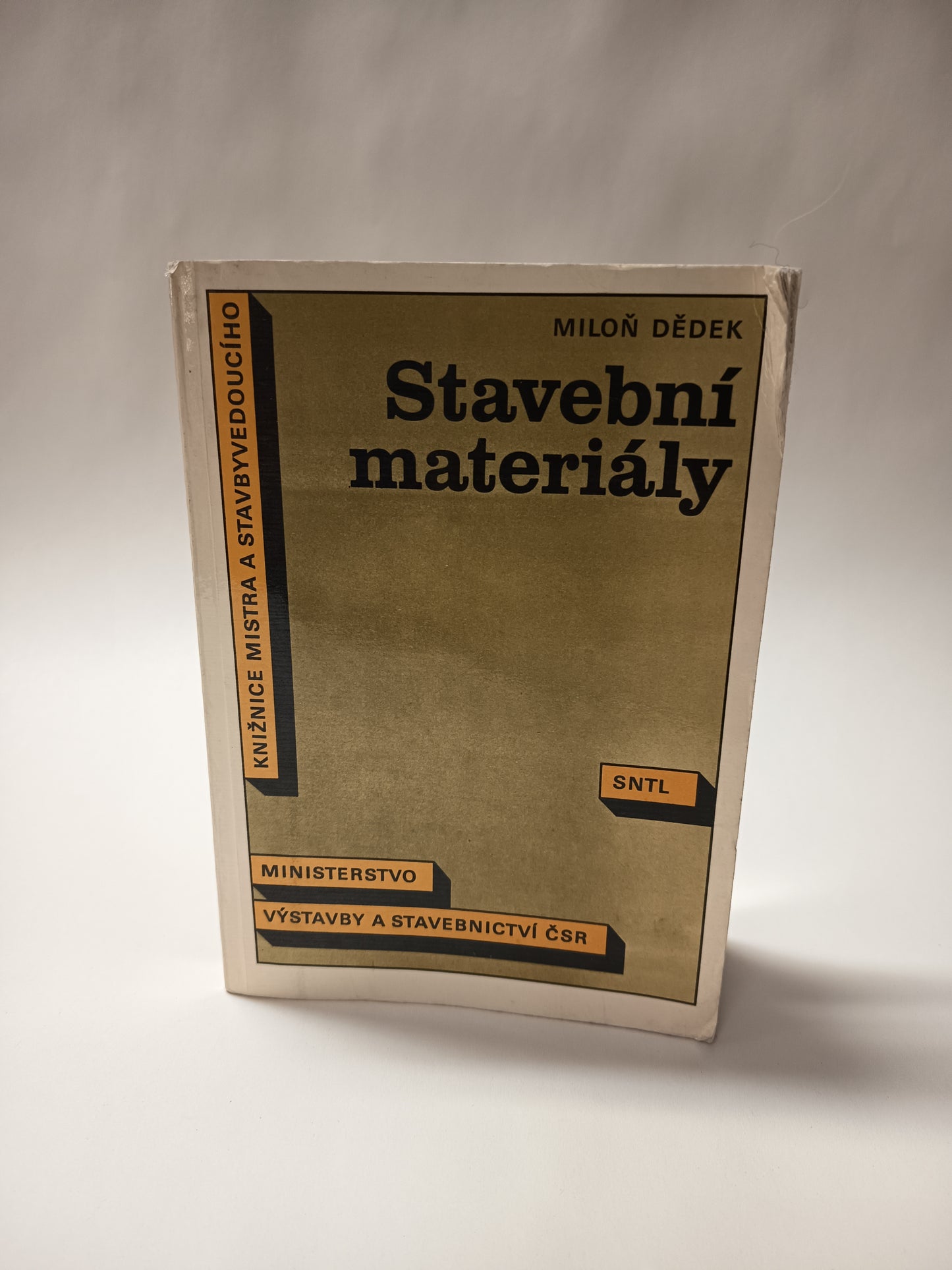 Stavební materiály