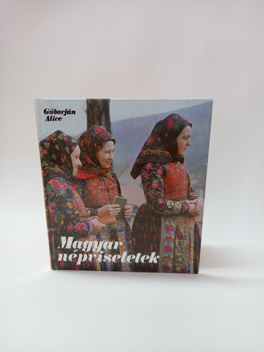 Magyar népviseletek