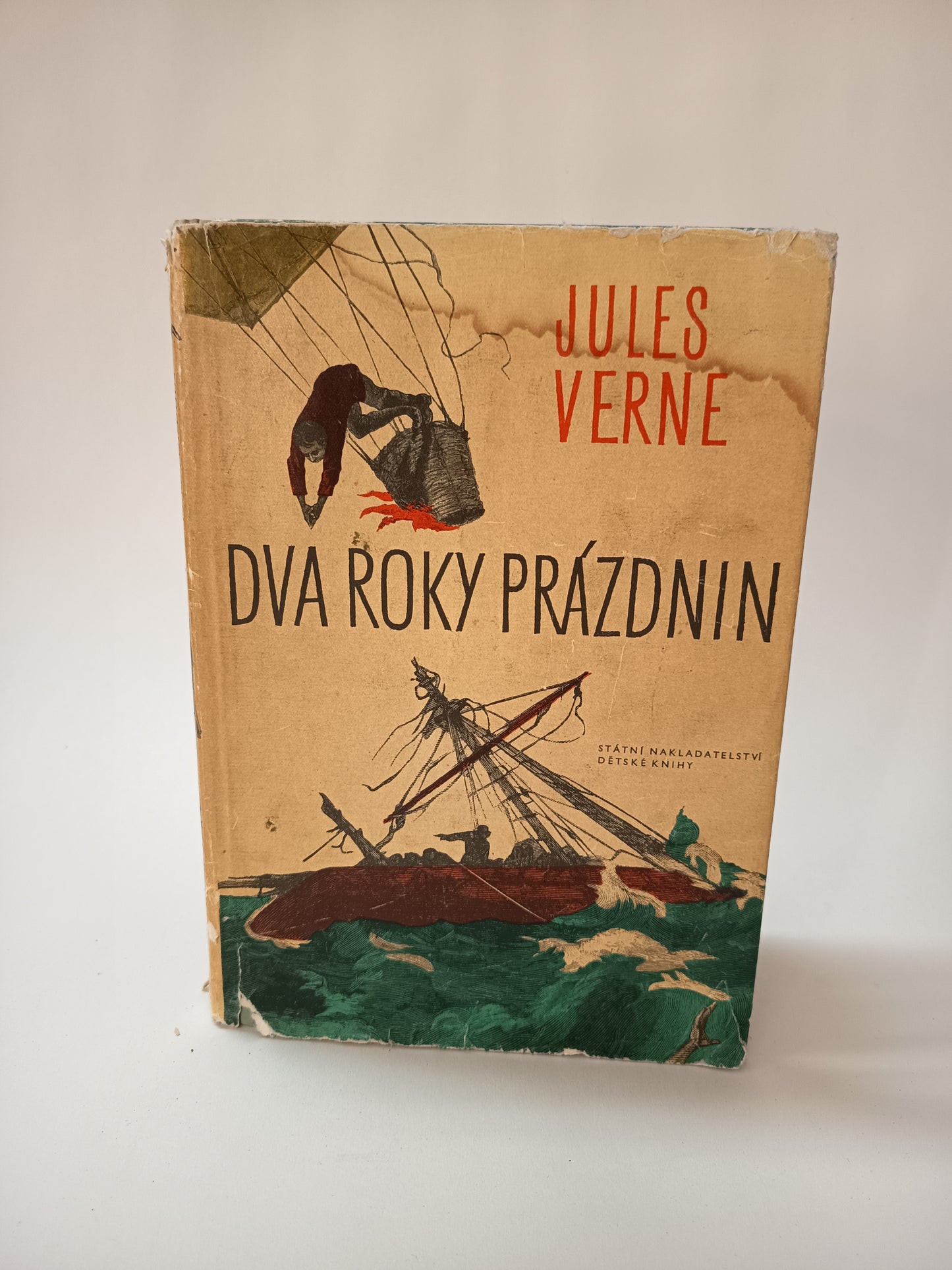 Dva roky prázdnin