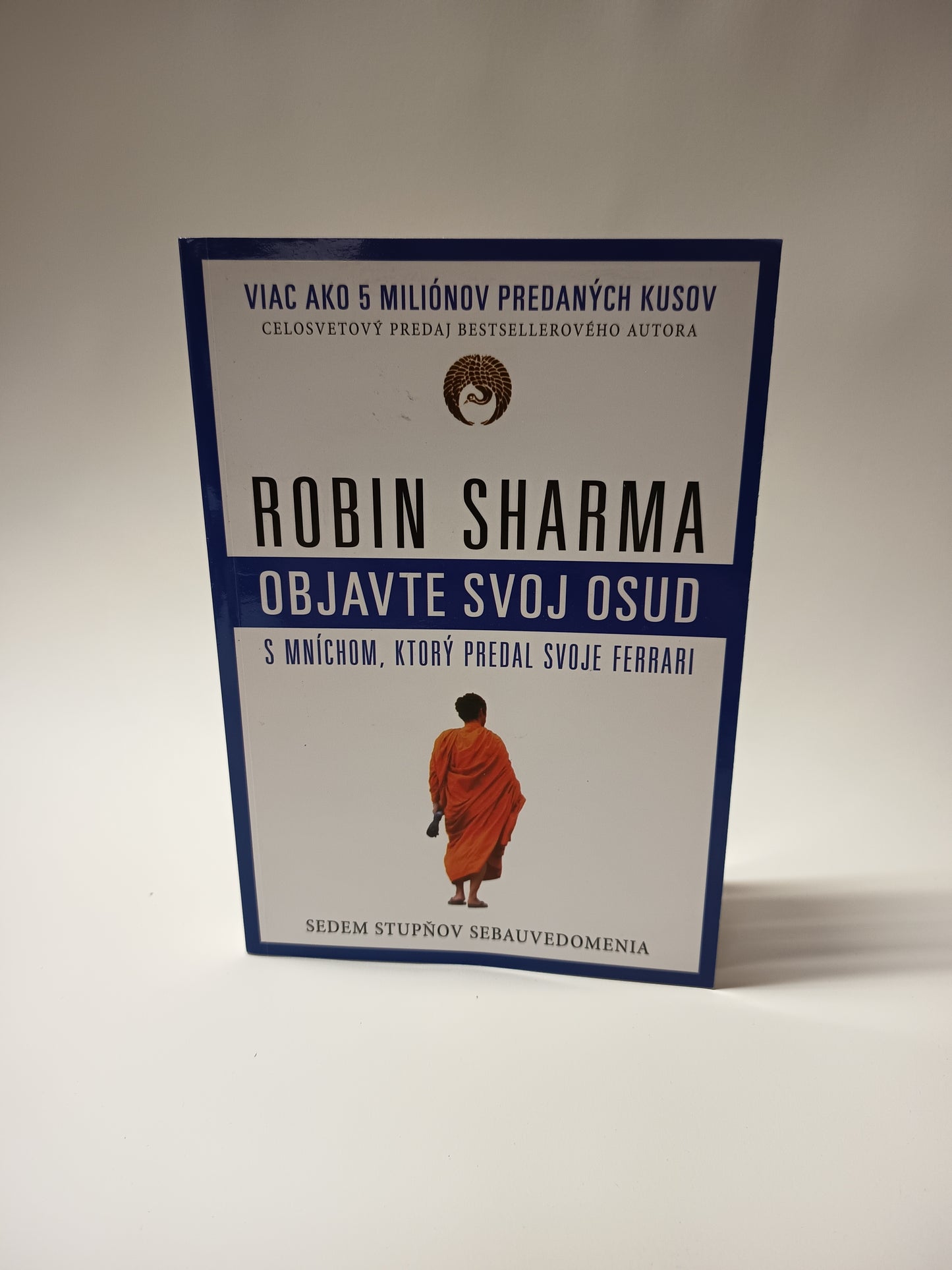 Objavte svoj osud s mníchom, ktorý predal svoje Ferrari
